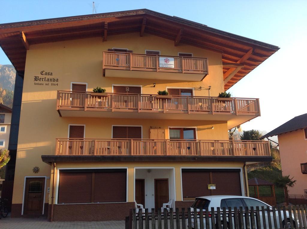 Ferienwohnung Casa Berlanda Fiera Di Primiero Exterior foto